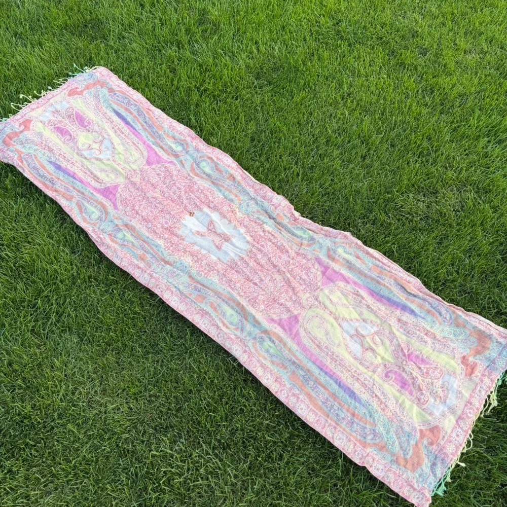 B+ Collection Eighteen Pink Paisley Scarf Rayon Blend Fringe Wrap 21x72